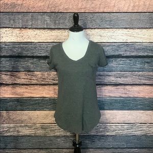 Grey V-Neck stop